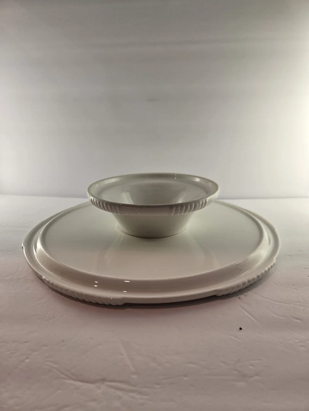 Este Ceramiche Italy White Basketweave Cake Pedestal, Vintage